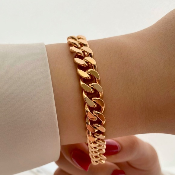 Chunky Chain Bracelet | 18K Gold Plated Luxury Jewelry - Picture 1 of 12